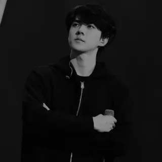 ✖️ 남자, 인물 사진, 흑백, 진지한, 실내, 팔짱 whatsapp sticker