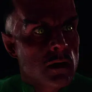 🧪 Sinestro Green Lantern Sinestro, Green Lantern, Bösewicht, Comicfigur, Superheld, rote Haut, Sci-Fi telegram sticker