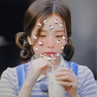 😕 wanita, Hello Kitty, minum, imut, Asia, minuman whatsapp sticker