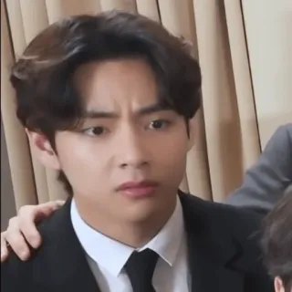 😾 V v, taehyung, bts, kpop, chanteur, idole, pop coréenne telegram sticker