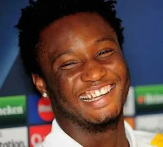 😄 John Obi Mikel Футболист, Спортсмен, Портрет, Джон Оби Микел telegram sticker