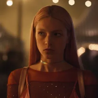 🧬 Jules Vaughn Euphoria Jules Vaughn, Euphoria, Zendaya, HBO, Porträt, pinke Haare whatsapp sticker