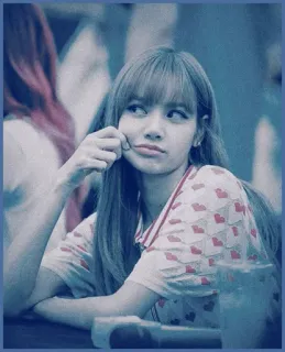 🌸 Lisa lisa, blackpink, kpop, idol, sängerin, mädchen, süß telegram sticker