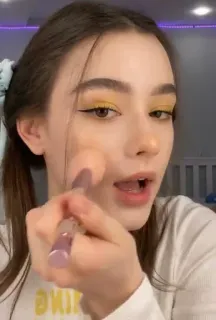 ⭐ beauty, makeup, cosmetics, girl, woman, blush, eyeshadow telegram sticker