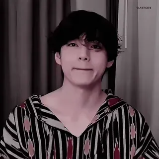 🥓 V V, BTS, K-pop, singer, musician, Korean whatsapp sticker