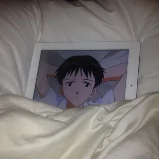 ❤️ Shinji Ikari Neon Genesis Evangelion アニメ, キャラクター, タブレット, ベッド, 横たわる telegram sticker