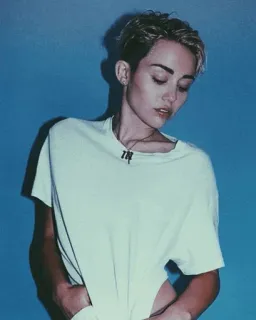 🌚 Miley Cyrus знаменитость, певец, Miley Cyrus, портрет telegram sticker