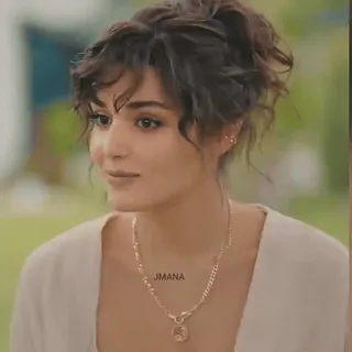 🍯 JMANA mujer, retrato, collar, joyería telegram sticker