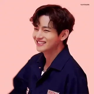 🥰 kpop, bts, v, pop coreano, idol, cantante, celebridad, sonrisa telegram sticker