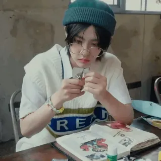 🥡 whatsapp sticker