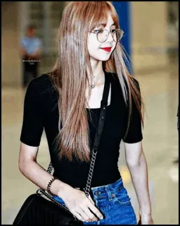 🐿 Lisa mulher, óculos, cantora, K-pop, Lisa, Lalisa Manoban, Blackpink whatsapp sticker