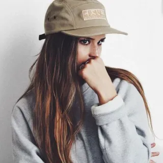 😛 नराज़ hat, cap, clothing, fashion, apparel, woman telegram sticker