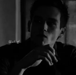 ▪️ @Lash_gif persoon, man, portret, zwart-wit, monochroom telegram sticker