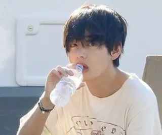 😒 V K-Pop, Sänger, V, BTS, Koreanisch telegram sticker