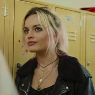 🌸 Maeve Wiley Sex Education Maeve Wiley, Sex Education, Drama adolescente, Británica, Personaje, Rubia, Actriz telegram sticker