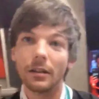 🤨 Louis Tomlinson 人, 有名人, 歌手, ルイ・トムリンソン telegram sticker