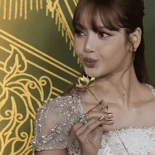 🪷 Lisa penyanyi, wanita, model, kecantikan, bunga telegram sticker