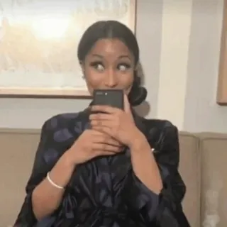 🥀 Nicki Minaj nicki minaj, celebridade, mulher, cantora, telefone telegram sticker