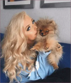 💫 femme, chien, poméranien, animal de compagnie, blonde, baiser, animal, mignon telegram sticker