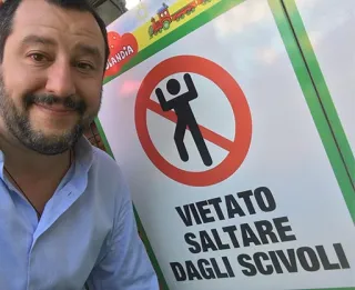 🚫 VIETATO SALTARE DAGLI SCIVOLI cartello, italiano, saltare, scivolo, vietato telegram sticker