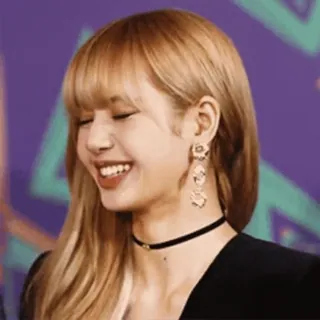 🗿 Lisa Lisa, Blackpink, K-Pop, Gwiazda, Piosenkarka, Kolczyki telegram sticker
