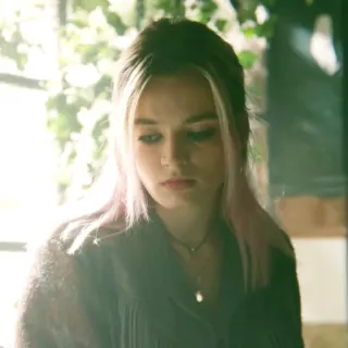 🌸 Maeve Wiley Sex Education Maeve Wiley, Sex Education, Personaje, Retrato, Netflix telegram sticker