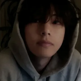 🎲 person, hoodie, face, portrait, kpop telegram sticker