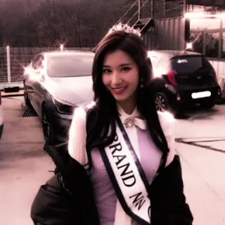 🧺 GRAND
MISS femme, couronne, écharpe, concours de beauté, beauté, portrait, voiture telegram sticker
