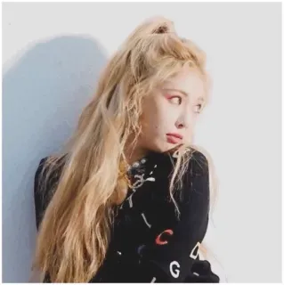 🥀 Frau, blonde Haare, Person, Schönheit, Mode telegram sticker