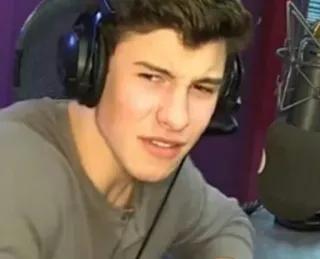 😐 Shawn Mendes musician, singer, celebrity, headphones, radio telegram sticker