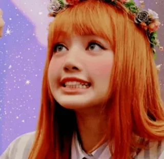 🌼 Lisa kpop, idole, chanteur, célébrité, femme, mignon, couronne de fleurs telegram sticker