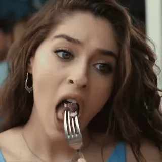 🔗 mujer, comiendo, comida, tenedor, retrato telegram sticker