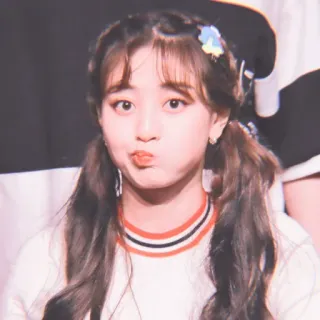 🌷 person, woman, korean, portrait, face whatsapp sticker