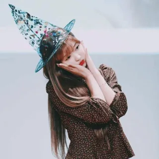 🗝 woman, hat, portrait, girl, cute, dress, style telegram sticker
