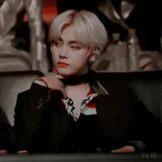 💱 V k팝, 음악, 가수, 인물사진, 뷔, bts telegram sticker