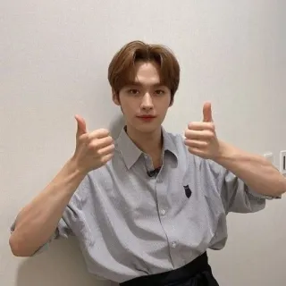 💫 pouce levé, coréen, homme, approbation, positif, geste telegram sticker