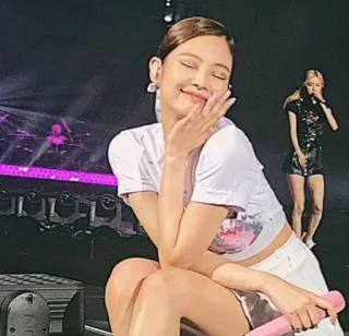 🤍 mulher, concerto, palco, performance, música, ídolo telegram sticker