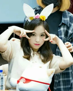 -Gahyeon💝༄ @gl10_stic telegram stickers