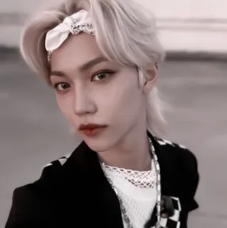 🧹 Felix Felix, K-pop, cantor, retrato, homem, música telegram sticker