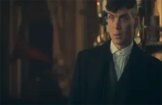 ▪️ Tommy Shelby Peaky Blinders homem, programa de TV, personagem, crime, anos 20, terno, fumando whatsapp sticker