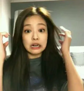 🦆 Jennie Kim kpop, азиатка, женщина, женщина, забавная гримаса, певица telegram sticker