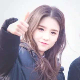 🤗 femme, pouce levé, coréen, célébrité, asiatique, portrait, fille telegram sticker