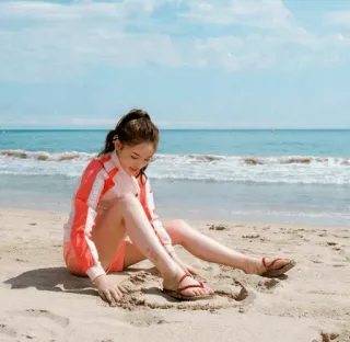 💮 woman, beach, sand, sea, ocean, swimsuit telegram sticker