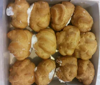 😋 cream puffs, pastries, dessert, sweets, food telegram sticker