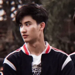 🕸 ช๊อคโกแลต man, person, jacket, asian, handsome, portrait whatsapp sticker