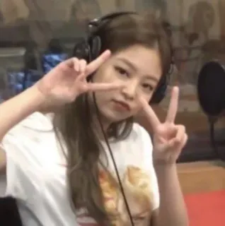 😘 kpop, певец, музыка, дженни, айдол, запись, студия, девушка whatsapp sticker