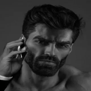 🗿 mężczyzna, portret, czarno-białe, telefon, chad telegram sticker