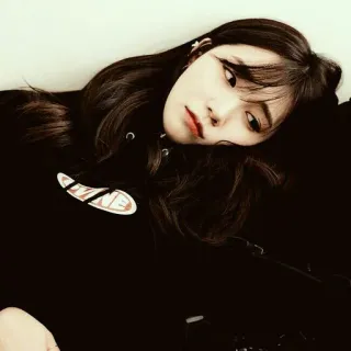 💵 vrouw, portret, hoodie, meisje, aziatisch, binnen telegram sticker