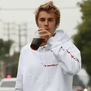 🦋 homeslice Justin Bieber, minuman, minum, teman, gaya jalanan, selebriti whatsapp sticker