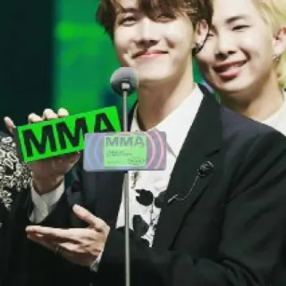 🥇 MMA музыка, церемония награждения, K-pop, развлечения whatsapp sticker